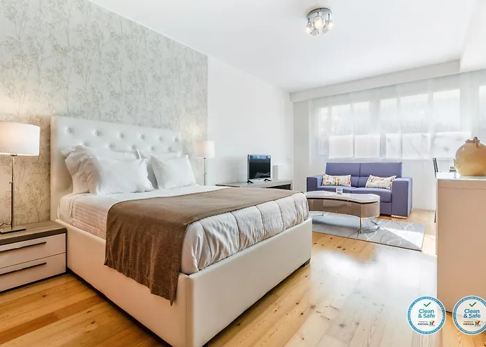 Rs Boavista Studios * Oporto